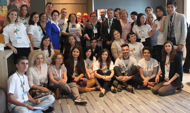 Apply: Eastern Europe Regional Youth Advocacy Workshop on Global Citizenship Education 2016 – Moldova (fully-funded)