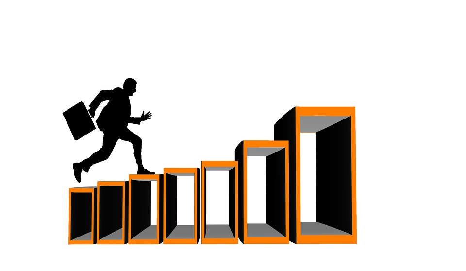 10 Ways A Professional Resume Writer Can Benefit You