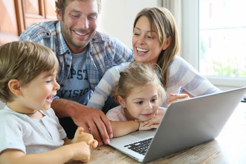 4 Tips For Discussing Online Safety With Your Kids
