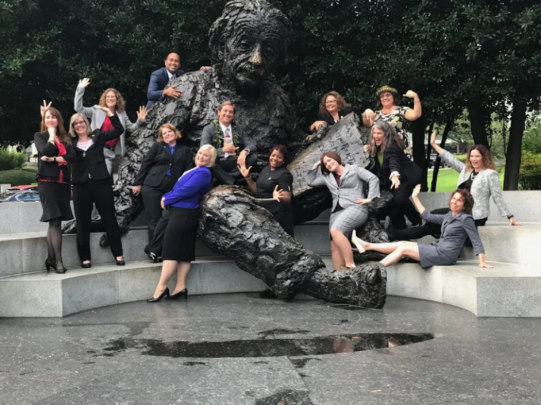 Einstein Fellowship 2027 for Outstanding Young Thinkers (EUR 10,000 stipend)